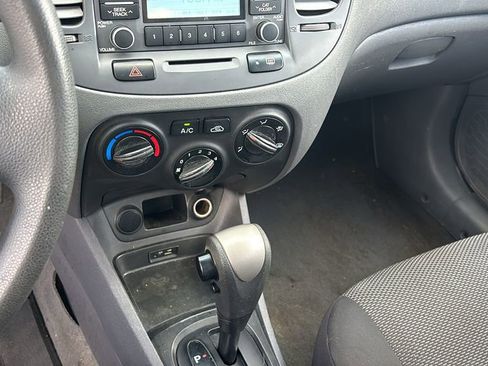 Used 2009 Kia Rio LX image 19