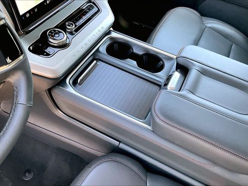 Certified 2025 Ford Expedition Active RWD image 17