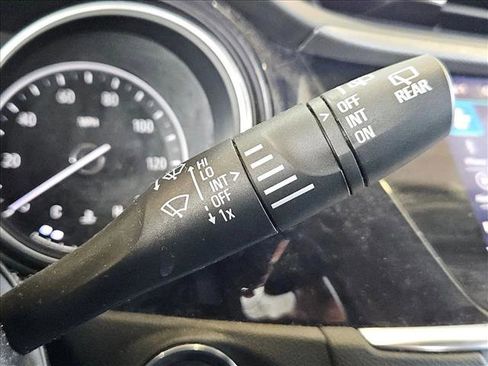 Used 2022 Buick Encore GX Select w/ Sport Touring Package image 12