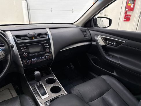 Used 2014 Nissan Altima 2.5 SL w/ Moonroof Package image 15