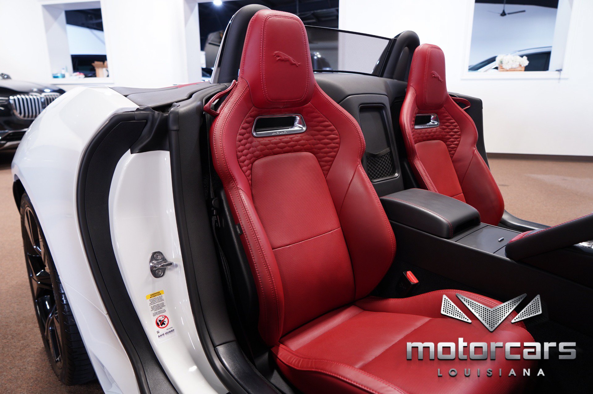 Used 2021 Jaguar F-TYPE R-Dynamic AWD/4WD image 30