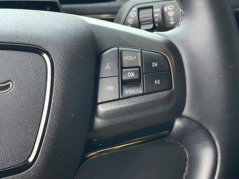 Used 2023 Ford Mustang Mach-E Select image 29