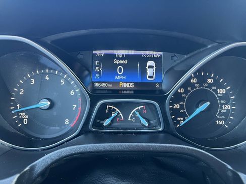 Used 2017 Ford Focus SEL w/ Cold Weather Package FWD image 17