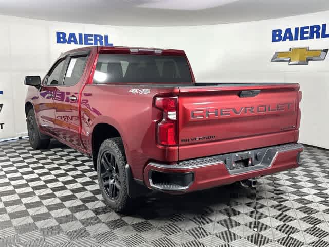Used 2022 Chevrolet Silverado 1500 Custom w/ LPO, Blackout Package AWD/4WD image 3