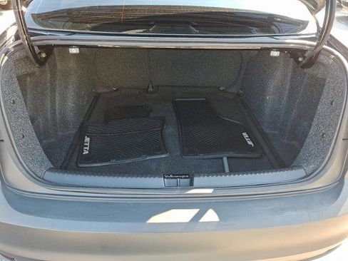 Used 2017 Volkswagen Jetta S w/ Jetta S Cold Weather Package image 27