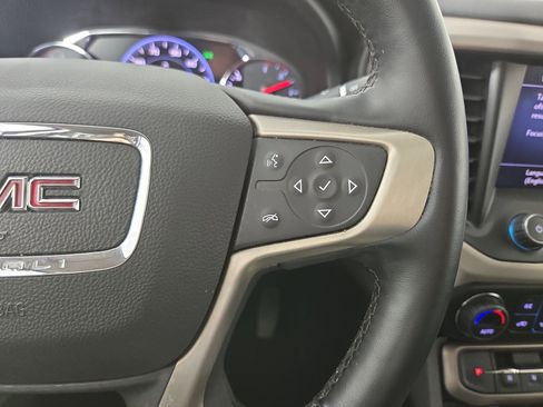 Certified 2023 GMC Acadia Denali w/ Denali Ultimate Package image 17