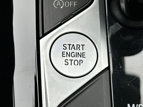 Used 2024 BMW X3 sDrive30i w/ Convenience Package w/ZPA RWD image 22