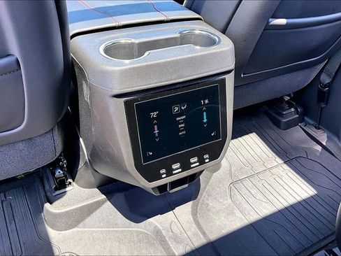 Used 2026 GMC Yukon AT4 Ultimate w/ LPO, Floor Liner Package AWD/4WD image 10