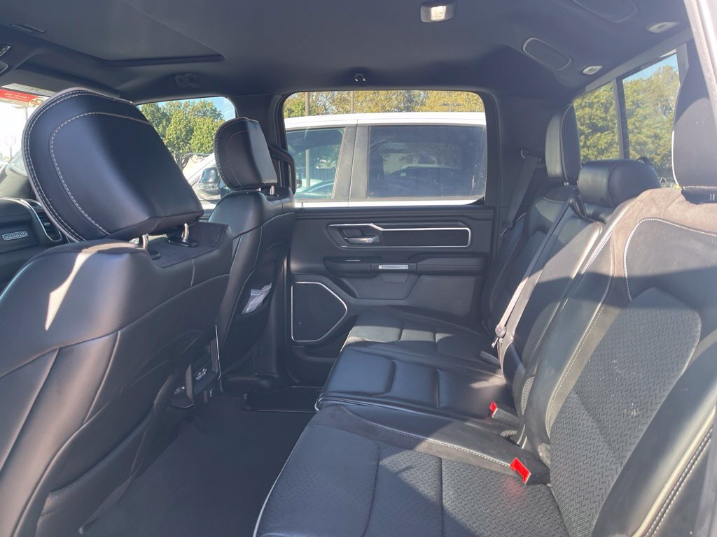 Used 2023 RAM 1500 Laramie AWD/4WD image 10