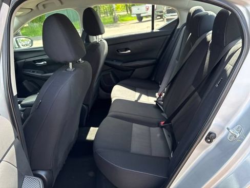 Used 2023 Nissan Sentra SV FWD image 19