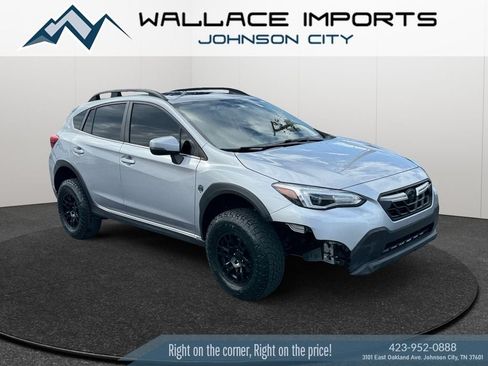 Used 2023 Subaru Crosstrek 2.5i Limited AWD/4WD image 7