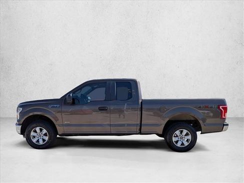 Used 2015 Ford F150 XL w/ Equipment Group 101A Mid AWD/4WD image 9