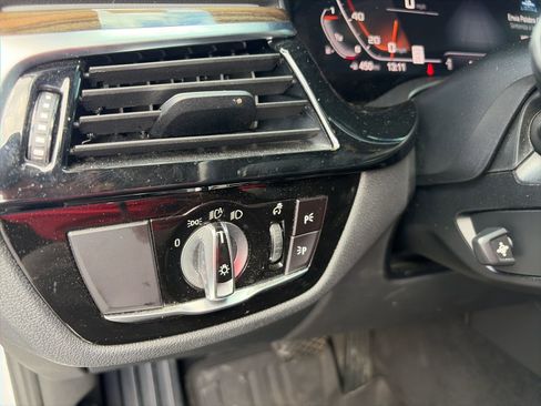 Used 2020 BMW 530i w/ Premium Package image 15