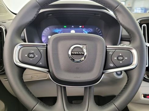 New 2026 Volvo XC40 B4 Plus w/ Climate Package image 20