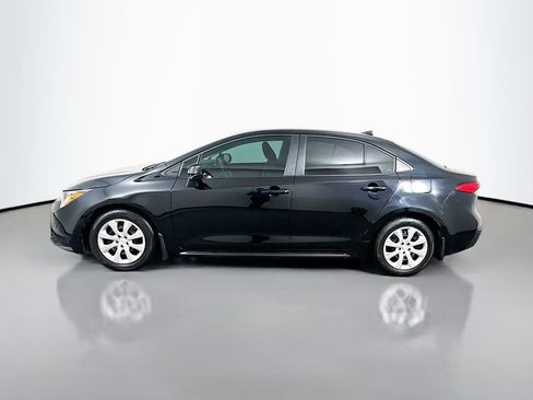 Used 2025 Toyota Corolla LE image 8