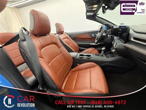 Used 2024 Ford Mustang Premium RWD image 33