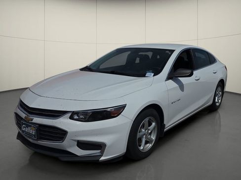 Used 2017 Chevrolet Malibu LS w/ LPO, Convenience Package 1 image 4