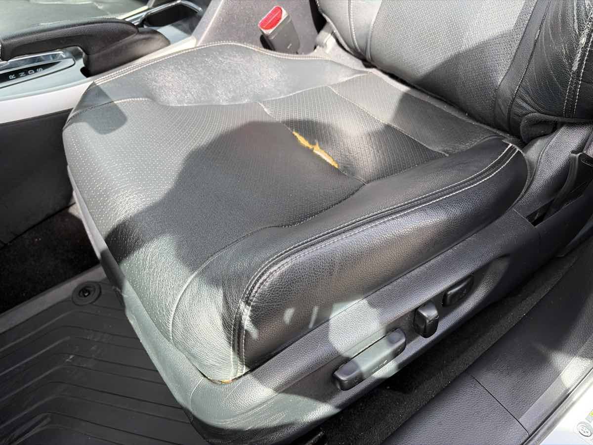 Used 2017 Honda Accord EX-L image 9