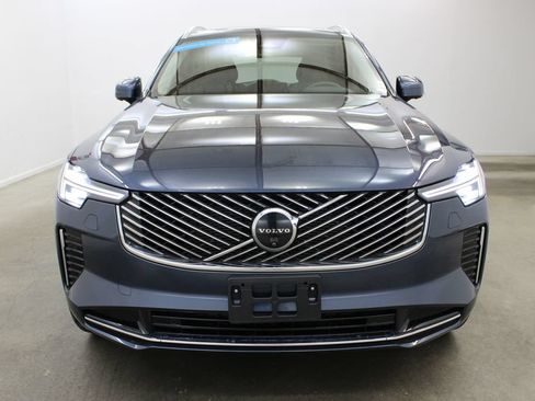 Certified 2025 Volvo XC90 B6 Plus AWD/4WD image 7