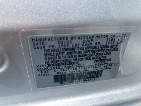 Used 2025 Nissan Versa SV FWD image 23