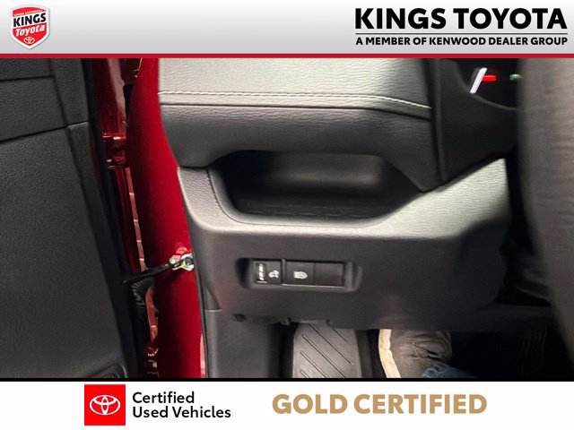 Used 2024 Toyota RAV4 LE FWD image 25