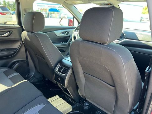 Used 2024 Chevrolet Blazer LT w/ Convenience Package FWD image 12