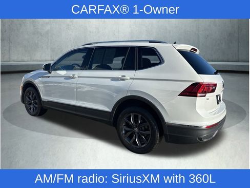 Used 2023 Volkswagen Tiguan SE image 3