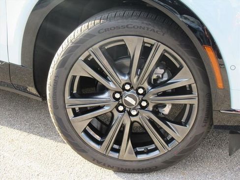 New 2026 Cadillac Optiq Sport 2 image 7