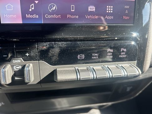 New 2026 RAM 3500 Tradesman AWD/4WD image 28