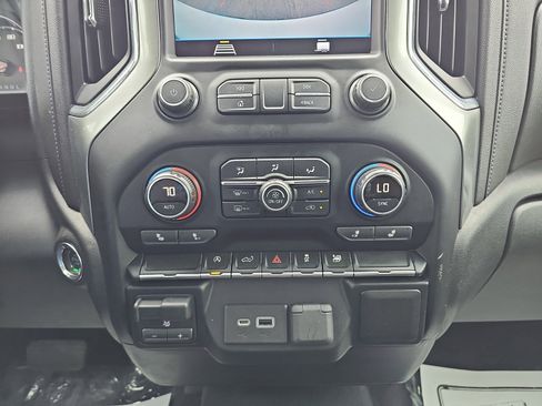 Used 2019 Chevrolet Silverado 1500 LT w/ All-Star Edition RWD image 26