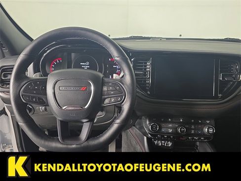 Used 2025 Dodge Durango GT image 9