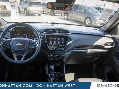 Used 2023 Chevrolet TrailBlazer ACTIV w/ Convenience Package AWD/4WD image 4