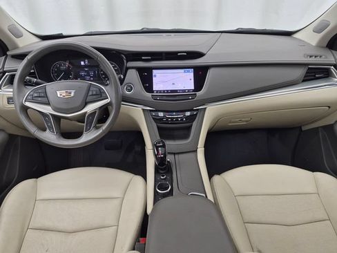 Certified 2023 Cadillac XT5 Premium Luxury AWD/4WD image 24