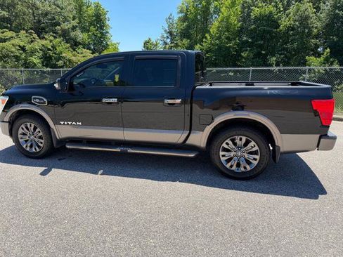 Used 2017 Nissan Titan Platinum Reserve RWD image 7