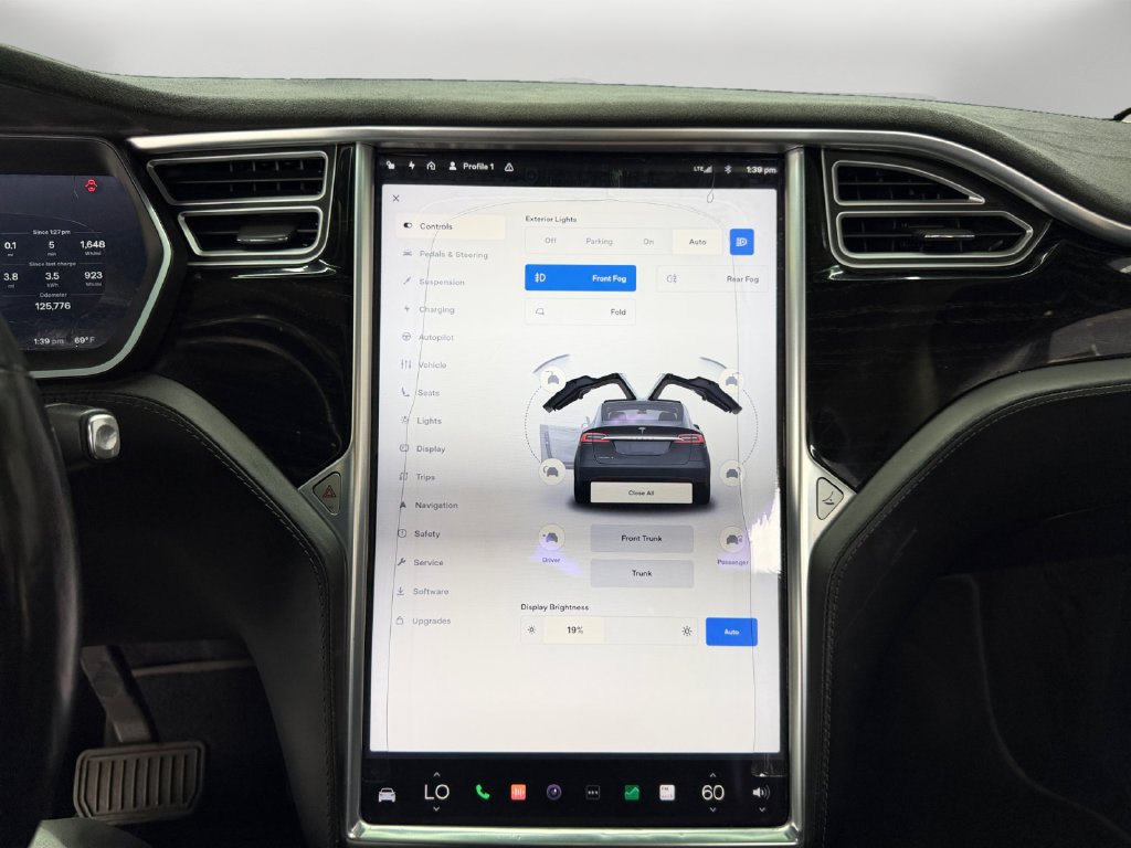Used 2016 Tesla Model X 90D AWD/4WD image 21