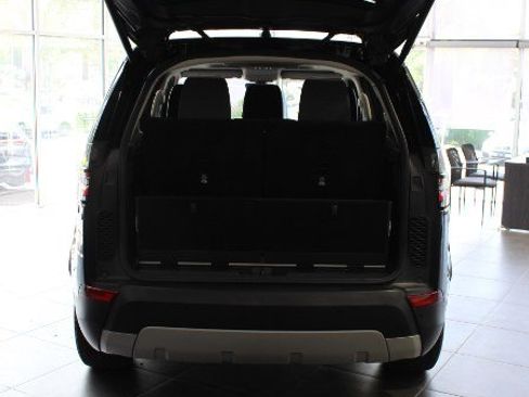 Used 2020 Land Rover Discovery HSE Luxury AWD/4WD image 16