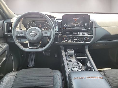 Used 2023 Nissan Pathfinder Rock Creek AWD/4WD image 9
