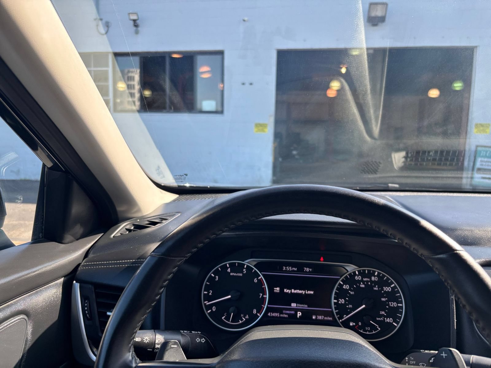 Used 2025 Nissan Rogue SV FWD image 35