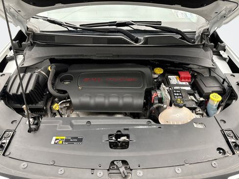 Used 2022 Jeep Compass Latitude AWD/4WD image 26