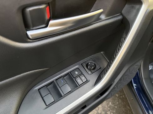 Used 2019 Toyota RAV4 XLE w/ All Weather Liner Package AWD/4WD image 23