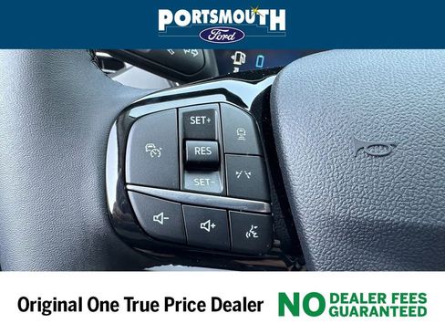 New 2024 Ford Escape SE w/ PHEV Premium Package image 19