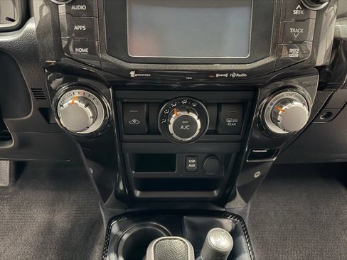 Used 2018 Toyota 4Runner TRD Off-Road Premium AWD/4WD image 47