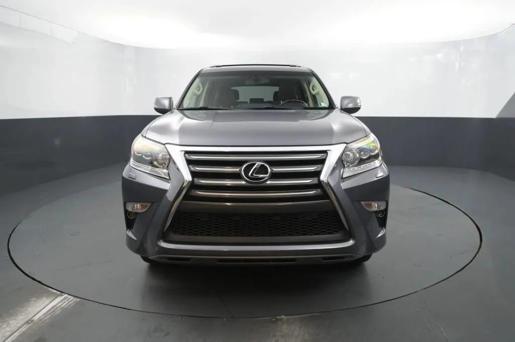 Used 2018 Lexus GX 460 Premium w/ Premium Package AWD/4WD image 9