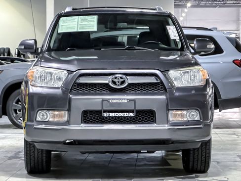 Used 2010 Toyota 4Runner Limited image 5