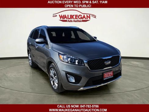 Used 2016 Kia Sorento SX image 3