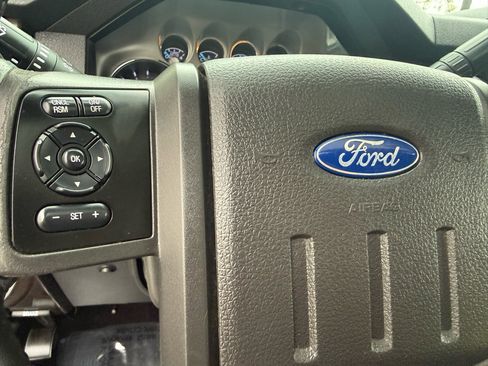 Used 2015 Ford F250 Platinum image 39