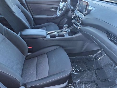 Used 2025 Nissan Sentra SV FWD image 29