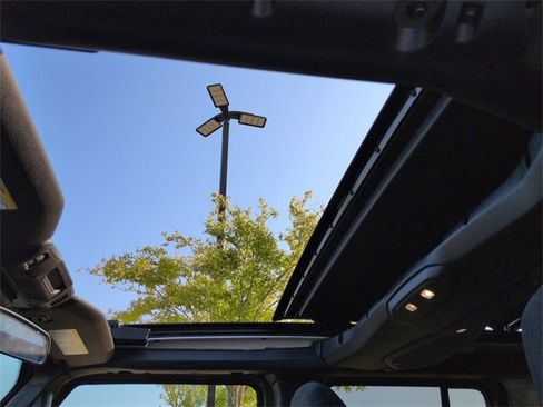 New 2025 Jeep Wrangler Sport S image 20