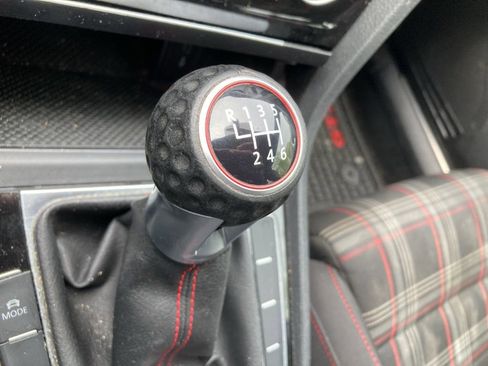 Used 2021 Volkswagen GTI S FWD image 11