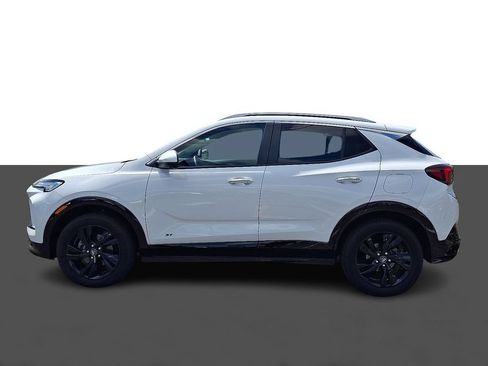 Used 2025 Buick Encore GX Sport Touring w/ Advanced Technology Package AWD/4WD image 4